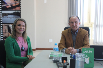 Executivo recebe a visita da vereadora Yasmim Prestes para tratar de demandas