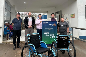 Rotary Club Santo Ângelo Norte realiza entrega de cadeiras de rodas para a saúde