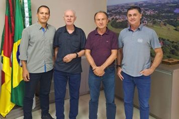 Grupo Sepé Visita o Executivo