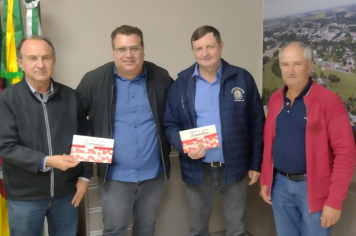 Executivo recebe contive para Evento Regional
