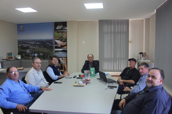 Deputado Estadual Maros Vinicius (PP) realiza visita ao Executivo de Entre-Ijuís