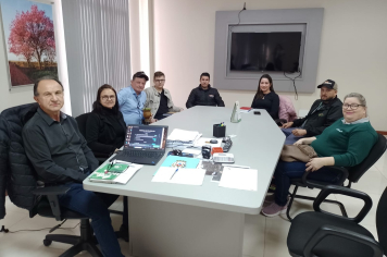 Prefeitura e Forças Vivas alinham preparativos para o Desfile Farroupilha