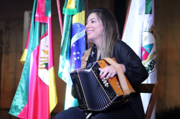 Imagens da Palestra Show com Marianita Ortaça