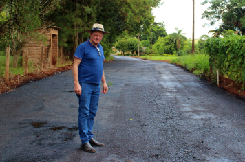 Iniciam obras de asfaltamento de trecho da esquina Caraguataí