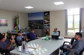 Executivo recebe diretoria da ASMEI