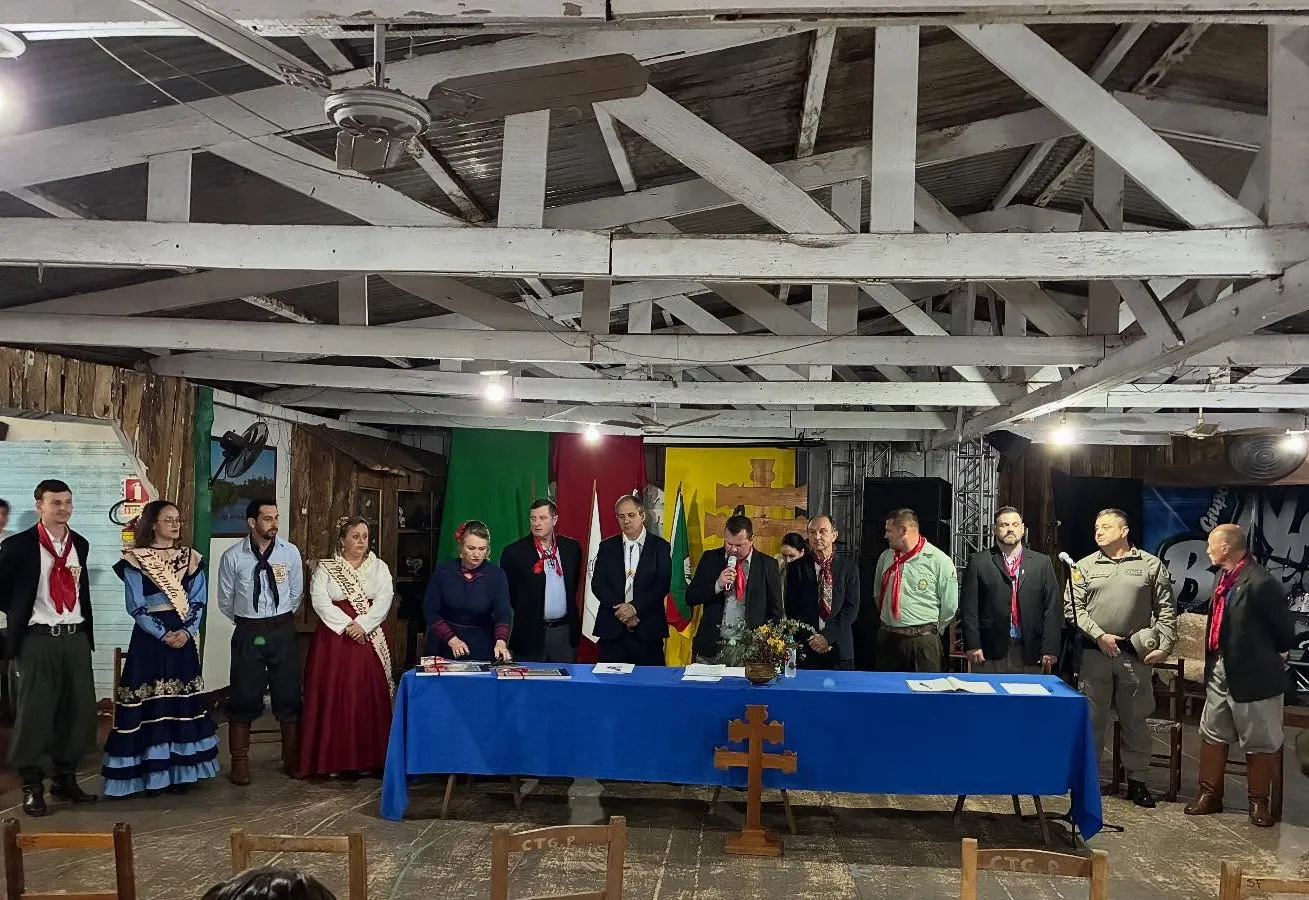 Executivo prestigia Sessão Solene da Câmara de Vereadores